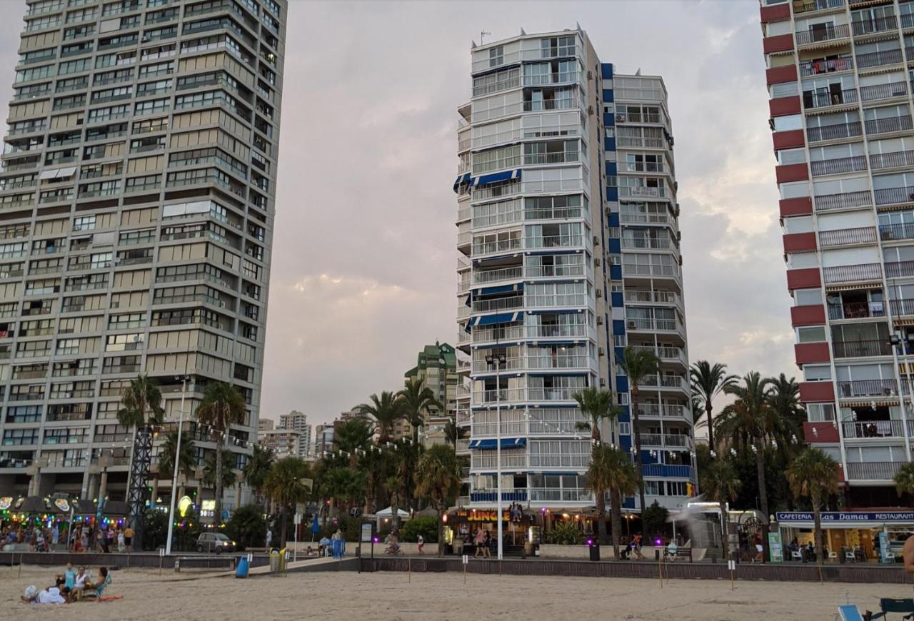 بينايدورم Apartamento Torre Yago, Primera Linea De Playa Para 6 Personas المظهر الخارجي الصورة